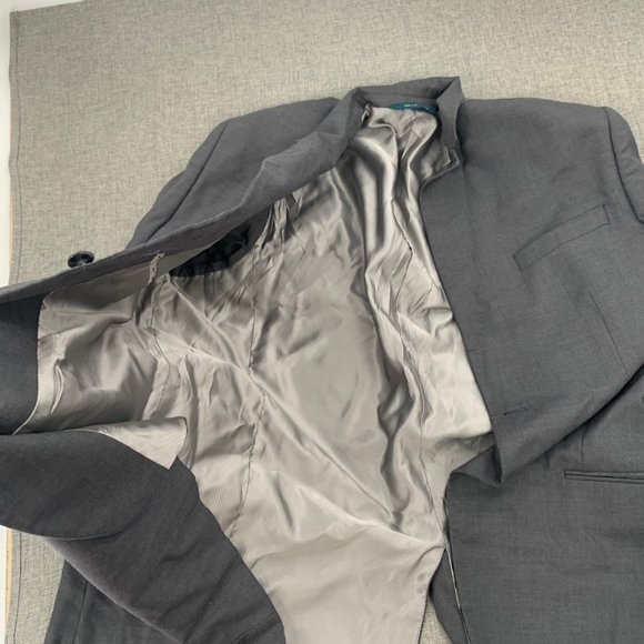 Perry Ellis Men's Gray Blazer 2 Button 44R Pockets Lined Business Long Sleeve - Picture 6 of 13
